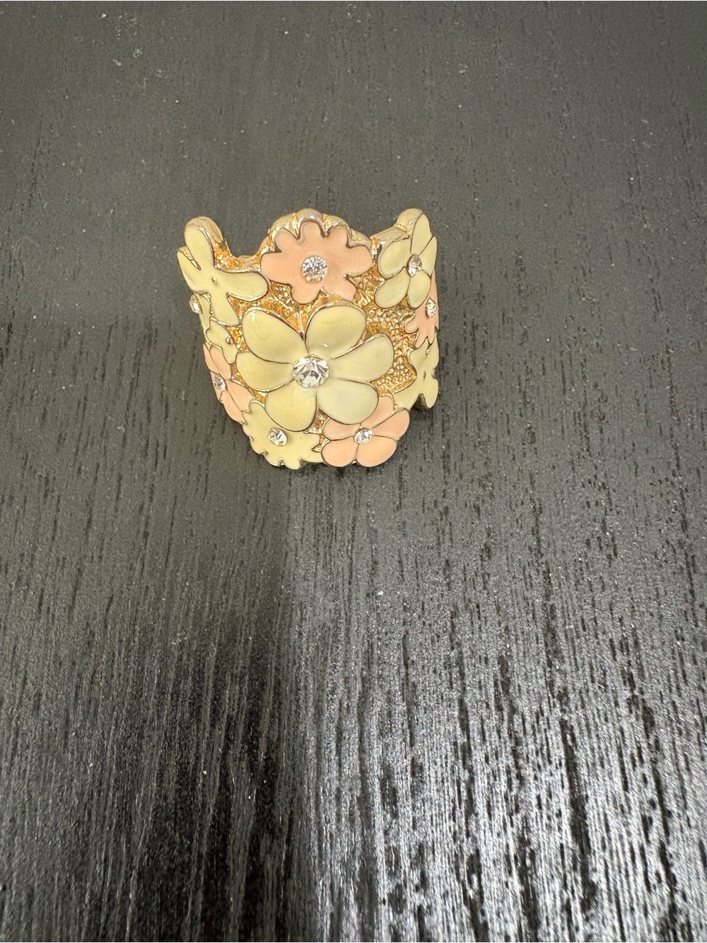 Vintage Floral Cluster Statement Ring in Peach and Cream